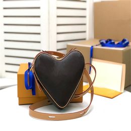 2021 Famous fashion love ladies crossbody heart-shaped bag wallet handbag shoulder coin purse 302f