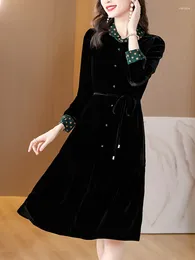 Casual Dresses 2024 Black Velvet Long Sleeve Polo Collar Midi Dress Women Korean Vintage Hepburn Autumn Winter Thick Warm Elegant