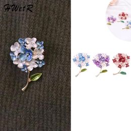 Brooches Creative Beautiful Literary Hydrangea Plant Flower Brooch Ladies Western Pin Sweater Jewelry Accessories
