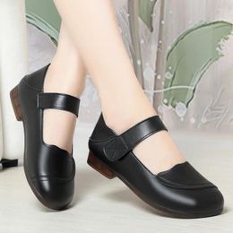 Casual Shoes Spring Summer Soft Leather Mother Flats Bottom Comfortable Breathable Simple Fashion Temperament Trend 2024
