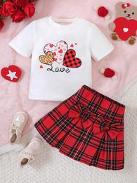 Clothing Sets Girls summer love printed T-shirt with bow and plaid pattern short skirt set Y240520ZVCB