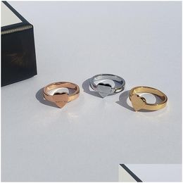 Band Rings Luxury Branded Engrave Heart Ring 18K Gold Sier Rose Titanium Steel Letter Women Men Designer Lovers Jewelry Lady Gifts Siz Otmbu