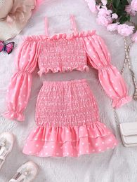 Clothing Sets Girls Spring New Product Valentines Day Love Two Piece Set With One Line Neck Bubble Sleeve Top And Hip Wrap Skirt Set Y240520AV7G