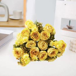 Decorative Flowers Faux Silk Rose Flower Realistic Artificial Bouquet With Chamomile For Home Wedding Party Decor Non-withering