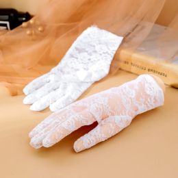 Hollow-Out Lace Sunscreen Gloves Flower Pattern Party Short Gloves Women Summer Breathable UV Protection Driving Cycling Mittens