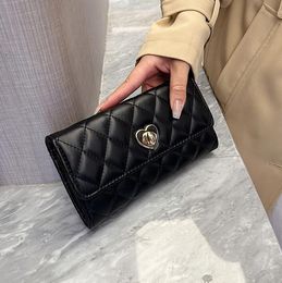 outlet shoulder bags 2 colors niche design solid color leather clutch bag classic Joker rhombic wallet multi-card folding fashion card package 1858#