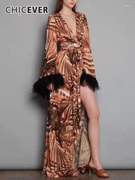 Casual Dresses CHICEVER Vintage Print Thigh Split For Women Deep V Neck Long Sleeve High Waist Spliced Feathers Hit Color Dress Female