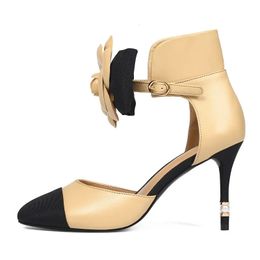 European and American Fashion Small Fragrant Bow Headed Sandals 2024 Womens Sexy Slim High Heel Walking Show Banquet Shoes 240518