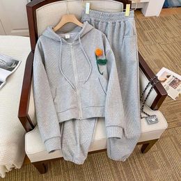 Women's Two Piece Pants Women Korean Sporty Grey Clothing Matching Sets 2024 Spring Autumn Flower Hooded Sweatshirts Outfits Lady Coats