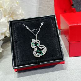 Necklaces designer for women Hollowed-out flowers vine gem gourd necklace new Chinese sweater chain design sense niche high-grade sense pendant net red