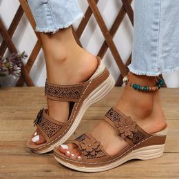 Summer Women Slippers Plus Size Womens Shoes Retro Roman Sandal Pu Casual Flower Wedge Sandals Platform Heel 240508