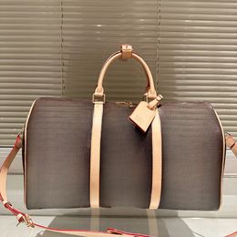 2024 new style Designer brand leather women bag Large capacity long travel bag Lightweight simple letter plaid fashion bag