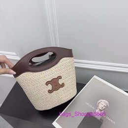 Shops Are Bursting with High-quality Bags South East Gate Niche Dign Triumphal Arch Grass Woven Vegetable Basket Bag Large Capacity Handbag Bun Mother R4NP