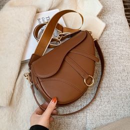 Designer Bag Saddle Bag HorsebitShoulder Bags Handbag Fashion Cross Body Bag Womens Classic Luxury Retro Handbags Luxury Versatile Portable Top Quality SSS