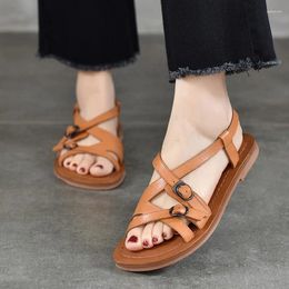 Sandals Johnature 2024 Summer Simple Genuine Leather Flat Fashion Belt Buckle Hollow Soft Sole Women's Shoes