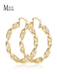 New Fashion Big Circle Punk Great Wall Pattern Hoop Earrings ed Gold Colour For Women Party Whole Top Quality zk30 60mm3203591