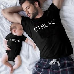 Family Matching Clothes CtrlC and CtrlV Father Son T Shirt Look Dad TShirt Baby Bodysuit Outfits Gift 240507