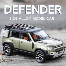 Diecast Model Cars 1/24 Rover Defender Off-road SUV Alloy Model Car Diecast Scale Vehicle Toy Model Tin Collection Sound Light Gift For Children Y240520WFOY