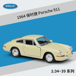Diecast Model Cars WELLY 1 36 1964 Porsche 911 Pull Back Car Scale Simulator Classic Model Car Diecast Metal Alloy Toy Car For Kids Gift Y2405204XJT