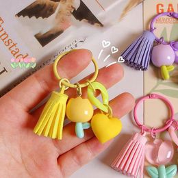 Keychains Fashion Tulip Flower Backpack Headphone Case Charm Pendant Car Ornament Accessories Creative Friendship Gift Bag Decor