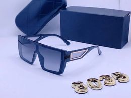 Designer Luxury Sunglasses For Men and Women Brand Oversized Mask Sunglasses Fashion Oval Sun glasses UV Protection Lens Coating Plated Frame With box Case8035