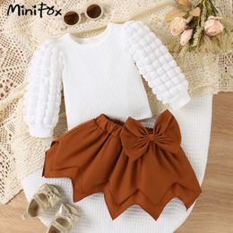 Clothing Sets MiniFox Baby Girls Clothes Sets 2024 Puffy Sleeve White T-shirts and Bow Irregular Skirts 2pcs Sets For Kids Baby Girls Outfit Y2405208Z17