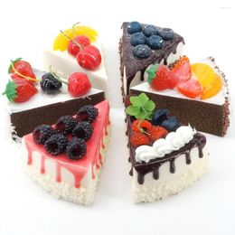 Decorative Flowers 6 Pcs Fake Cake For Display Simulated Model Kitchen Bakery Shop Triangle Shape Artificial Desserts