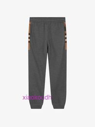 Aa Bbrbry Designer New Summer Classic Casual Unisex Pants and Winter Warm Leg Tied Mens Pants Sports Pants Casual Pants