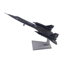 Aircraft Modle Alloy diecasting 1 144 Blackbird fighter aircraft Air Force aircraft with stand model used for shelf tables childrens and adul