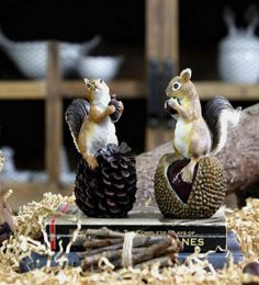 American Countryside Atifical Resin Squirrel With Nuts Animal Figurine Home Decor Garden Decoration Crafts Home Accessories2144590