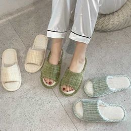 Slippers Spring autumn warm home womens cotton and linen slippers cute anti slip shoes thick and soft soles bedroom womens flooring winter slideL2405