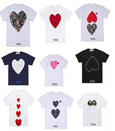 Fashion Mens Play T Shirt Designer Red Heart Shirt Commes Casual Women Shirts Des Badge Garcons High Quanlity TShirts Cotton xsXX1983704