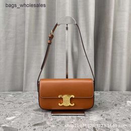 Design Bags Are Sold Cheaply 2024 Classic Spring/summer Popular Candy Color Cowhide Triumphal Arch Style One Shoulder Underarm Cudgel BagE7BM