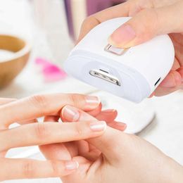 Nail Care Ectric automatic nail grinder nail clip with auxiliary lighting low noise air trimmer manual tool for infants and adults WX