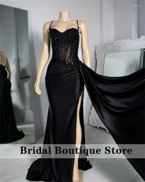 Party Dresses Black Mermaid Prom Strap Side Slit Lace Appliques Beads Evening Gowns Gala Wedding Reception Bridemaid