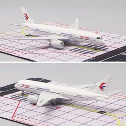 Aircraft Model 20cm 1:400 Eastern Airlines A350 Metal Replica Alloy Material Aviation Simulation Children Boys Toys Gift