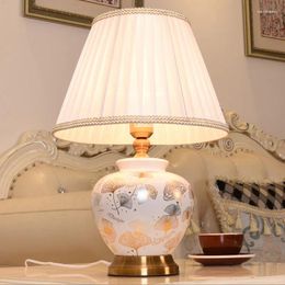 Table Lamps European Retro White/blue Ceramic Modern Elegant Warm Fabric Lampshade E27 LED Light For Bedside&Foyer&Studio AS027