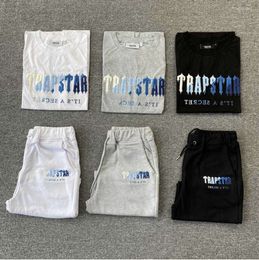 Mens T Shirts Womens Trapstar White Blue Towel Embroidery Short Sleeve Shorts Set Spring Summer Advanced design T-shirt 189ess