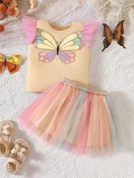Clothing Sets 2024 Summer New Girl Sweet And Cute Set With Small Flying Sleeves Butterfly Print Top Colourful Mesh Half Skirt Set Of Two Y240520MAB9