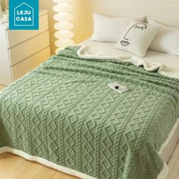 Blankets Office Nap Blanket Thickened Warm Lamb Tapestry Tafurong Wool For Sofa Microfiber Bedding