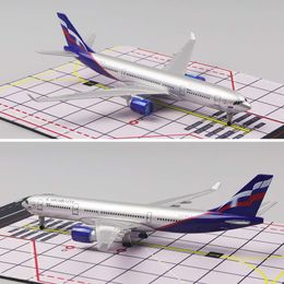 Aircraft Model 20cm 1:400 Russia A330 Metal Replica Alloy Material With Landing Gear Ornaments Children's Toys Boys Gifts 996