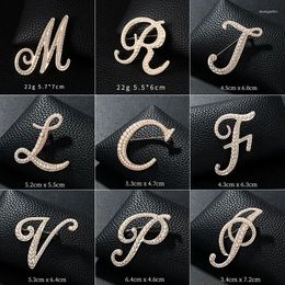 Brooches Fashion English 26 Letter For Women Pearl Pins Women's Corsage Clothing Accessories Elegant Wedding Bouquets Jewellery