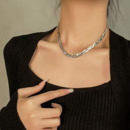 Designer Gold and 925 silver Fashion Gift Necklaces Woman jewelry Necklace Woven tricolor bone chain choker With Elegant box ins 239 XL