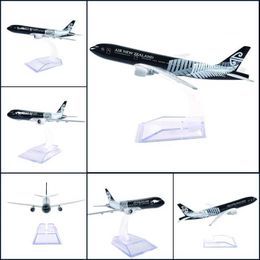 Aircraft Modle JASON TUTU 16cm New Zealand Airlines Boeing 777 aircraft model aircraft die cast metal 1400 scale aircraft direct transport s2