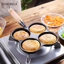 Pans 1PCS Omelette Pan Non-Stick Four-Hole With Wooden Handle For Hanging Round Cast Iron Universal Stove