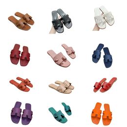 2024 new style Best Quality Designer sandal lady Outwear Leisure Vacation beach slides flat bottom Slippers fashion Genuine Leather Slippers for Women