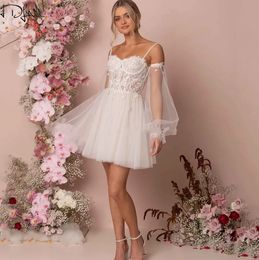 Kurzes Hochzeitskleid Mini A-Line Tulle Fairy Bride Kleider Robe de Mariee Custom gemachtes Rückenless Spitzenempfang Kleid abnehmbare Ärmel Vestido de Noiva