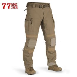 Mens Outdoor Cargo Pants Wear Resistant Multiple Pockets Hiking Training Trousers Male Waterproof Loose Pants Spring Autumn 240520