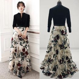 Party Dresses Evening Black Velvet High Neck 3/4 Sleeves Flowers Embroidery A-Line Zipper Back Floor-Length Woman Formal Gowns