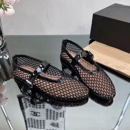 Casual Shoes 2024 Summer Fashion Mesh Women's Ballet Sandals Fake Round Toe Buckle Flat Network Red Explosive